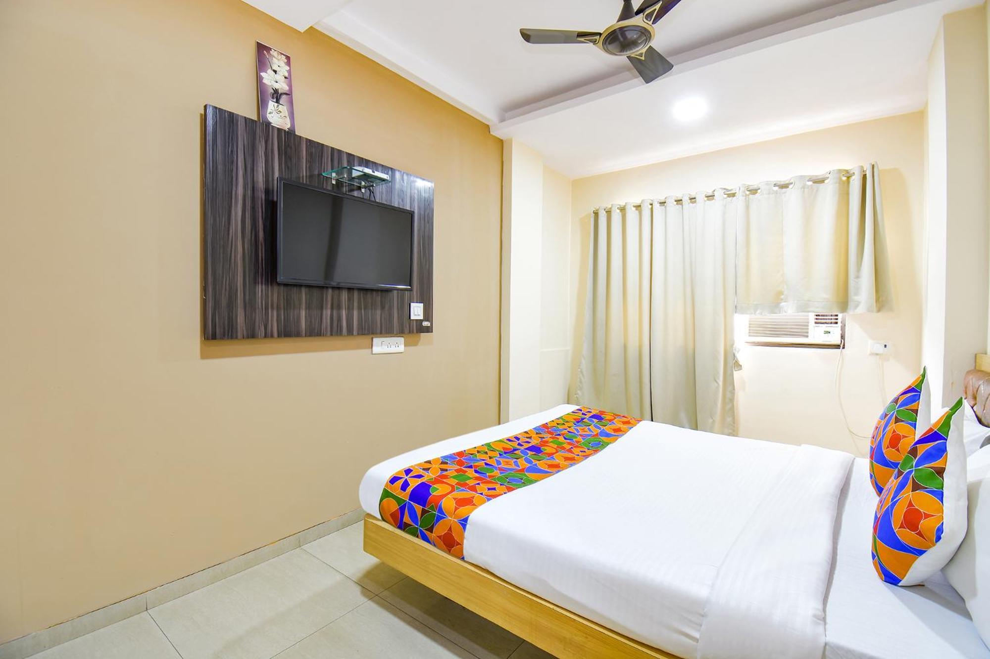 Fabhotel Royal Empire - Bird Valley Udhyan Pimpri-Chinchwad Exterior photo